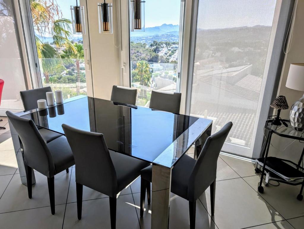 3 bed villas in Moraira