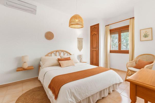 4 bed villas in Moraira