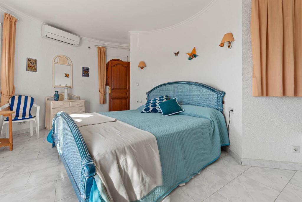 4 bed villas in Moraira