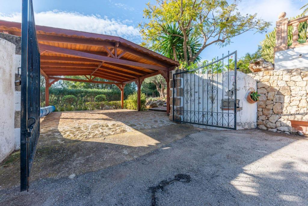 4 bed villas in Moraira
