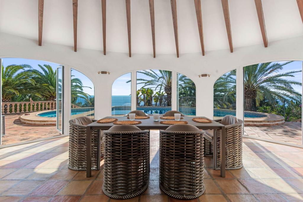 4 bed villas in Moraira