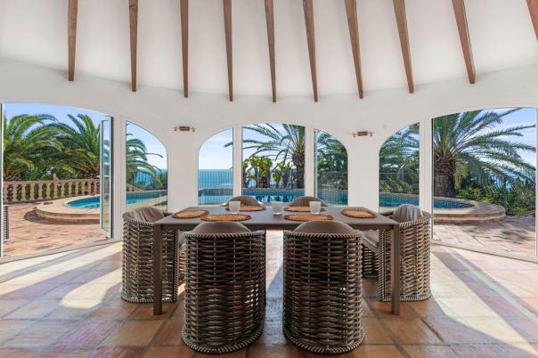 4 bed villas in Moraira