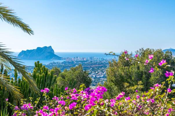 4 bed villas in Moraira