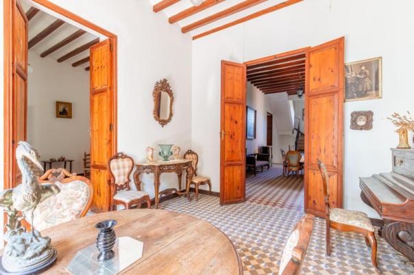 6 bed villas in Benissa