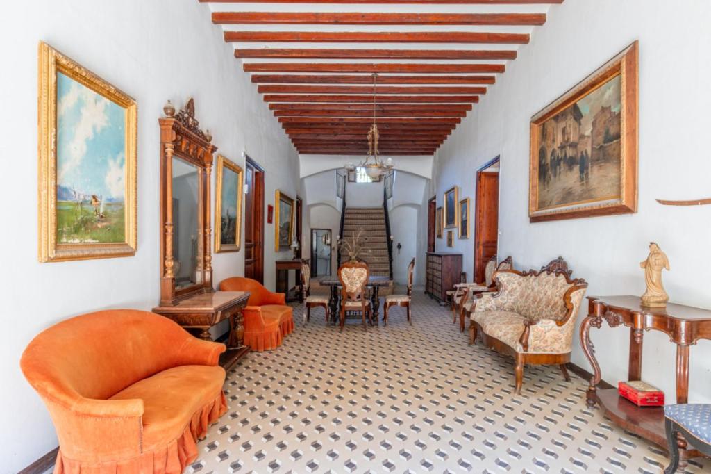 6 bed villas in Benissa