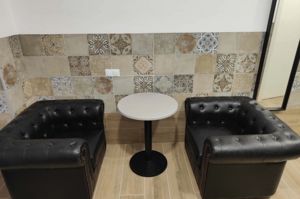 8 bed hotel in Calp