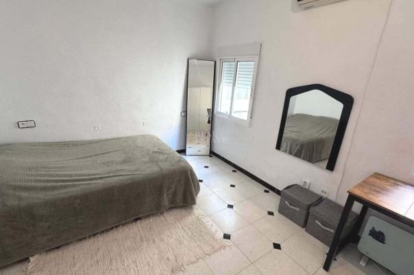 2 bed apartment in Alicante/Alacant