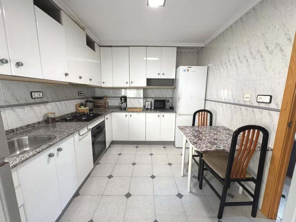 2 bed apartment in Alicante/Alacant