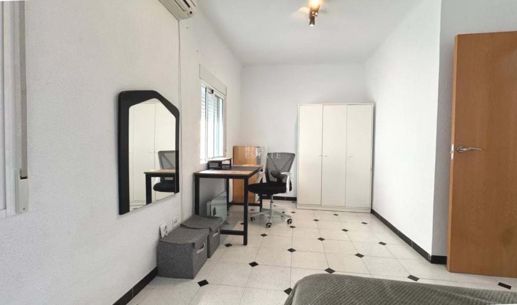 2 bed apartment in Alicante/Alacant