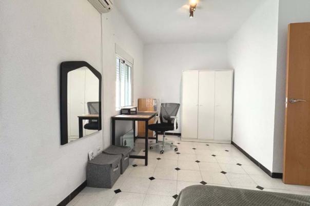 2 bed apartment in Alicante/Alacant