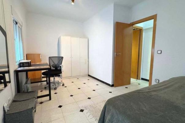 2 bed apartment in Alicante/Alacant