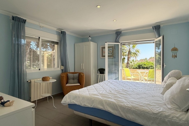 5 bed villa in Moraira