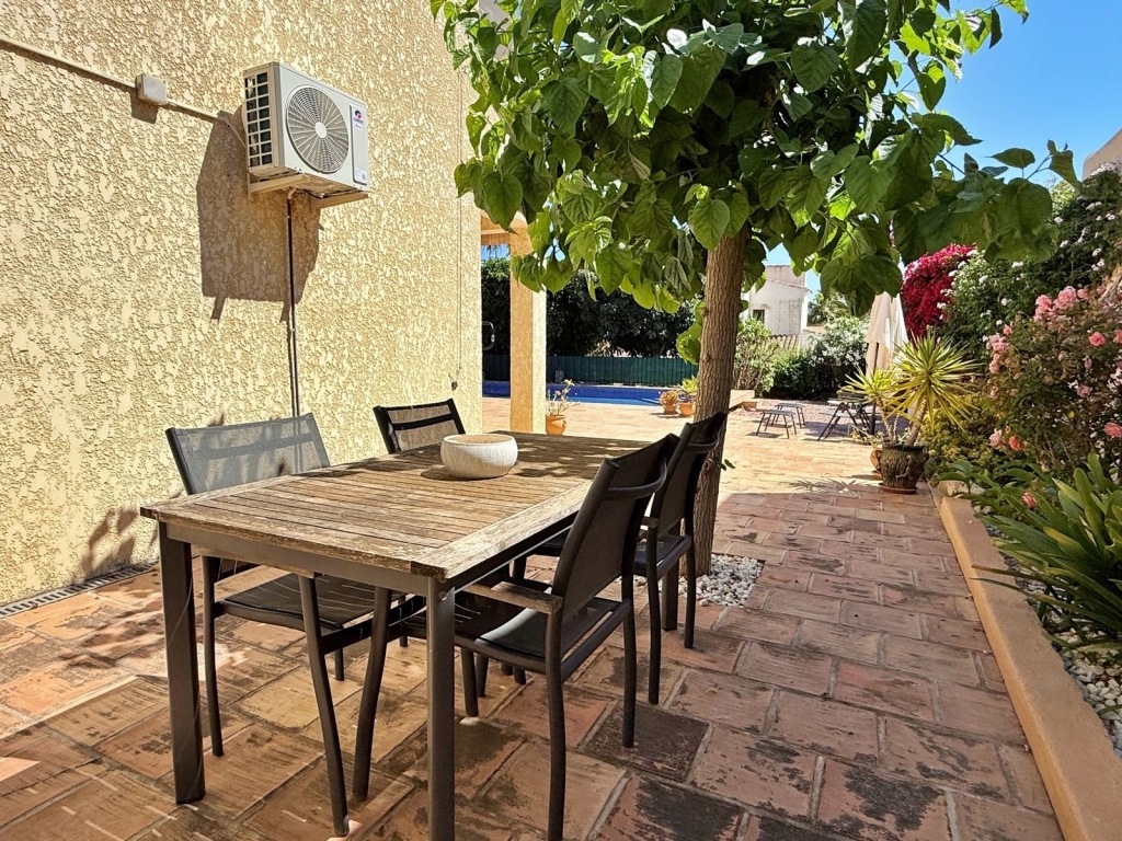5 bed villa in Moraira
