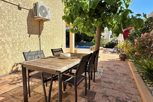 5 bed villa in Moraira