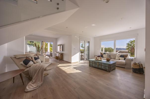 5 bed villas in Javea