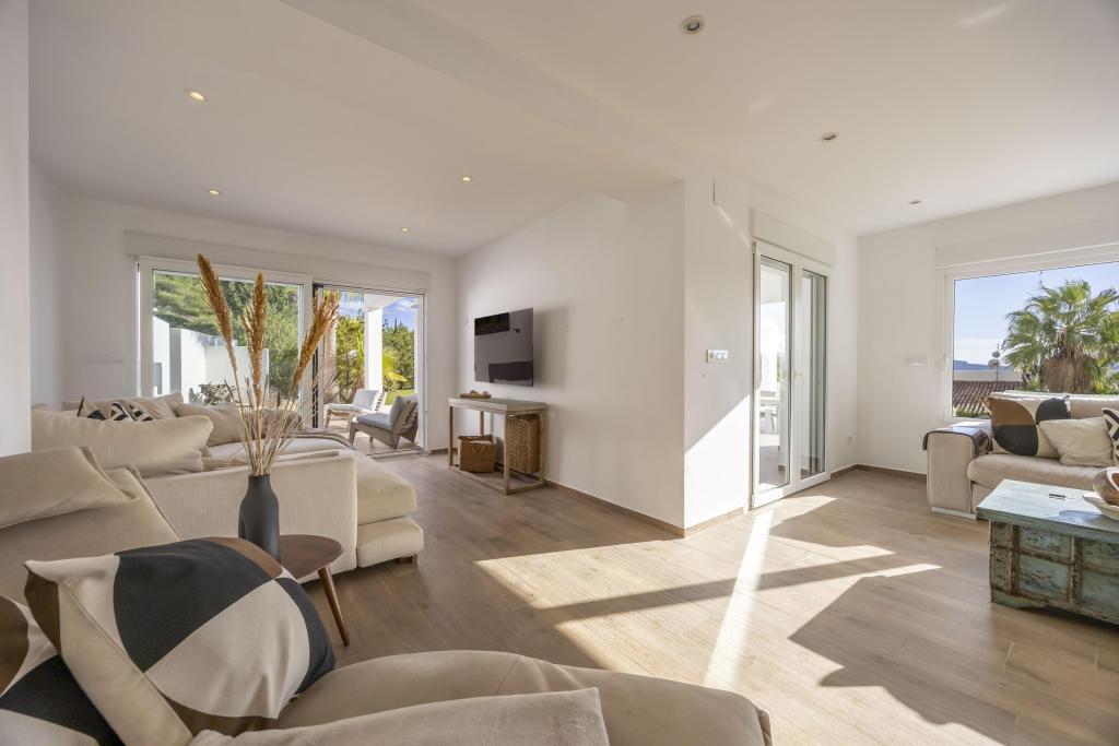 5 bed villas in Javea