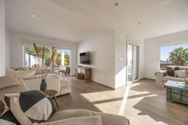 5 bed villas in Javea