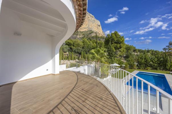 5 bed villas in Javea