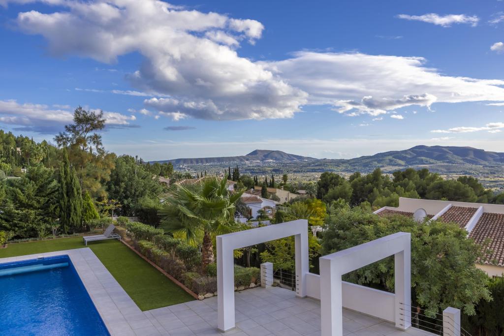 5 bed villas in Javea
