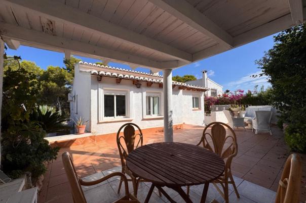 5 bed villa in Moraira
