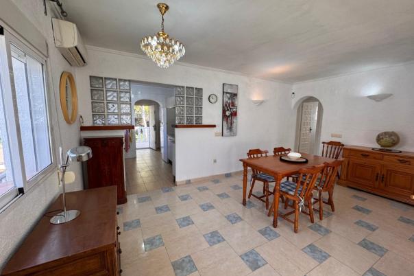 5 bed villa in Moraira