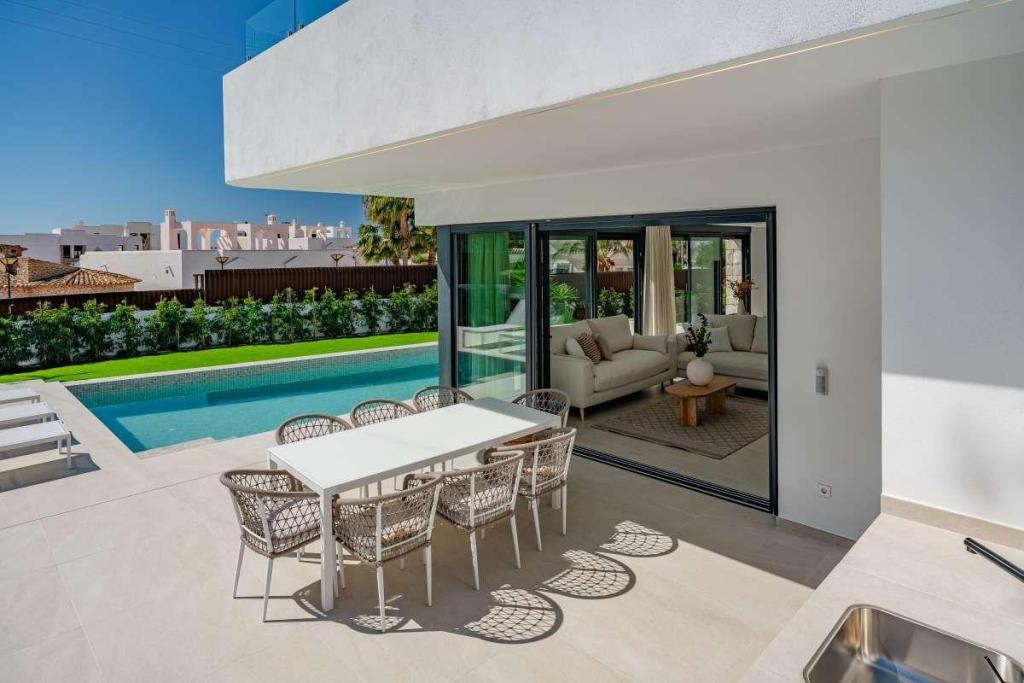 4 bed casa / chalet in Calpe