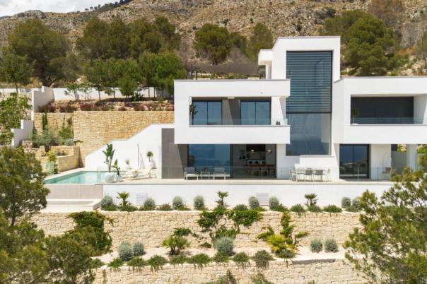 4 bed villa in Altea