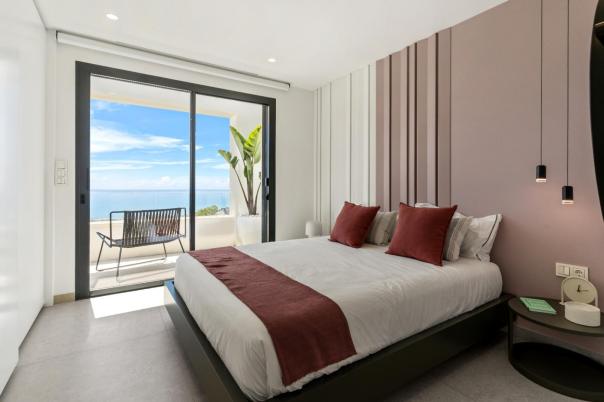 4 bed villa in Altea