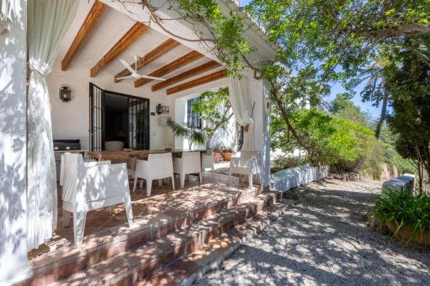 6 bed villa in Altea