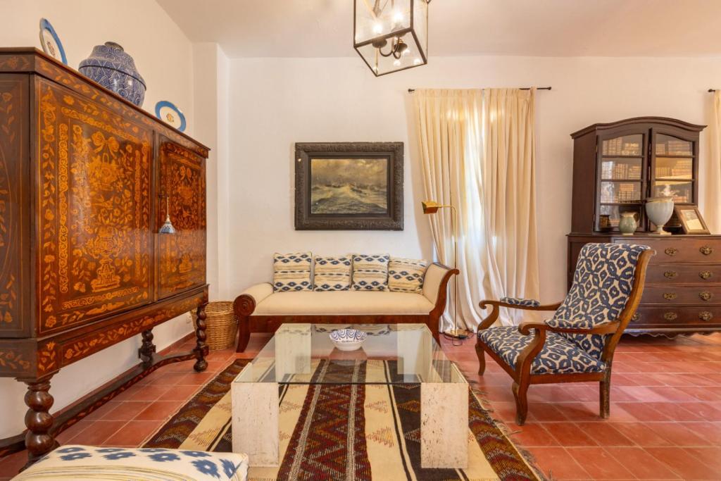 6 bed villa in Altea