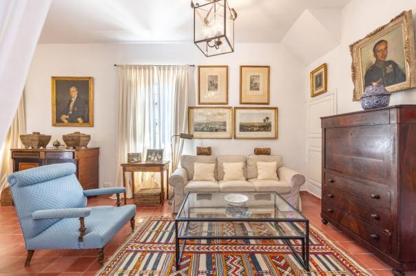 6 bed villa in Altea