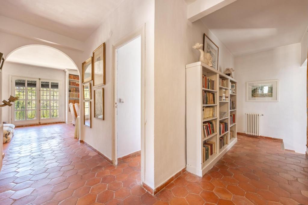 6 bed villa in Altea