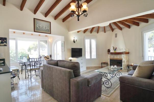 6 bed villas in Benissa
