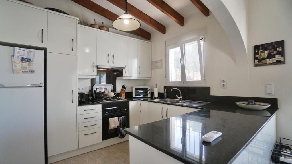 6 bed villas in Benissa
