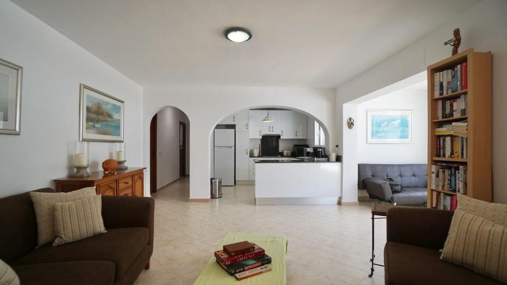 6 bed villas in Benissa