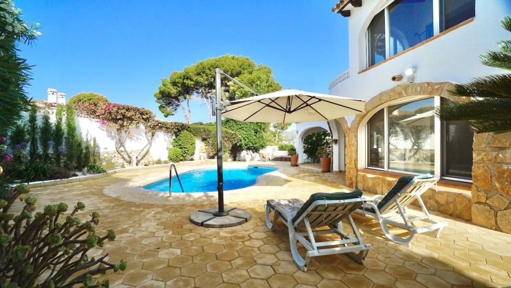 6 bed villas in Benissa