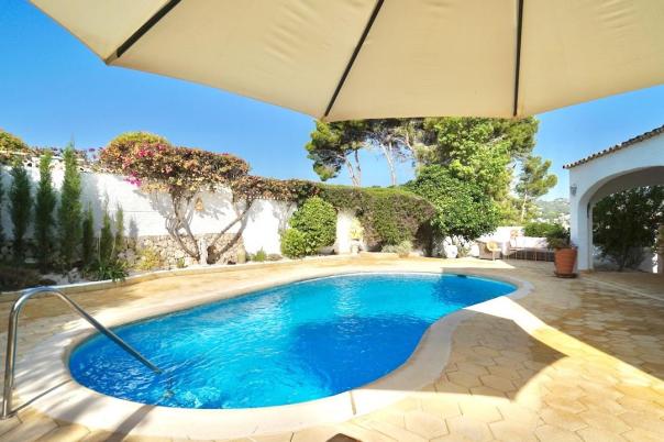 6 bed villas in Benissa