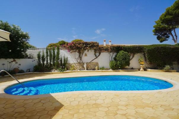 6 bed villas in Benissa