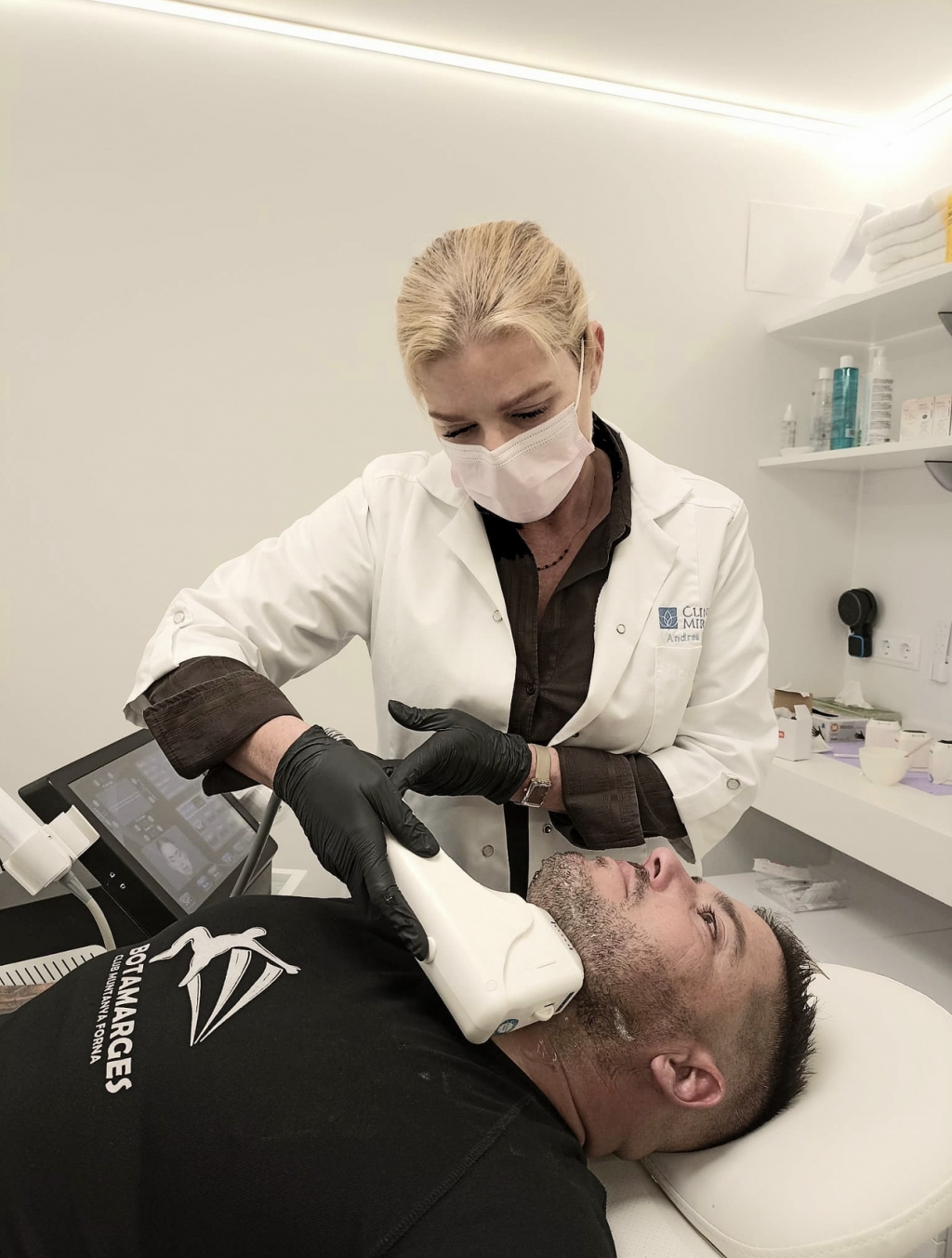 Full Face: The Art of Facial Harmony at Clinica Miramar