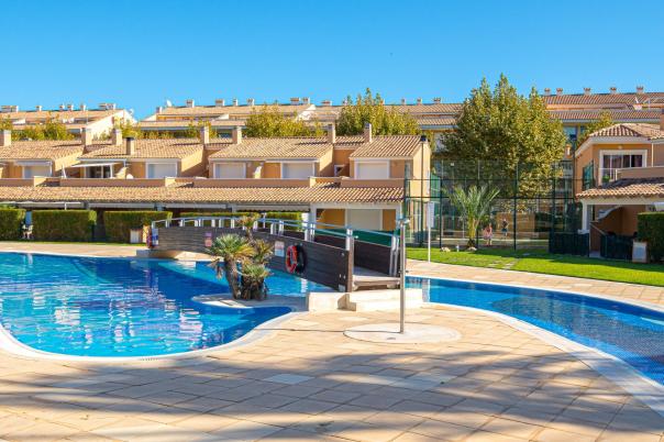2 bed apartment in Javea