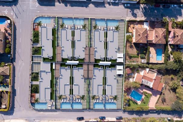 4 bed property in Alfas del Pi