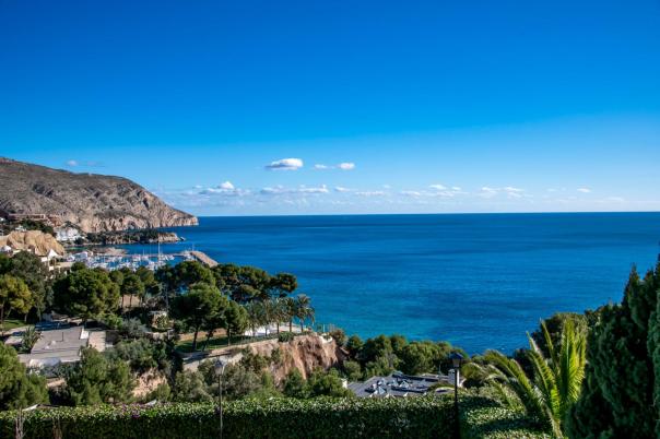 6 bed villa in Altea
