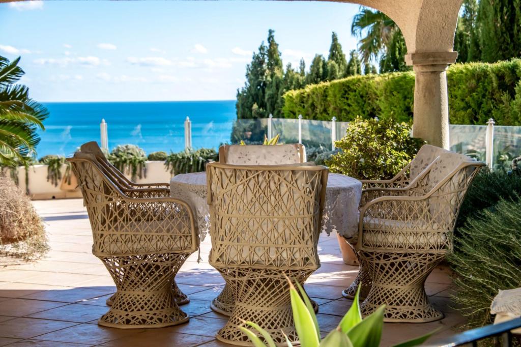 6 bed villa in Altea