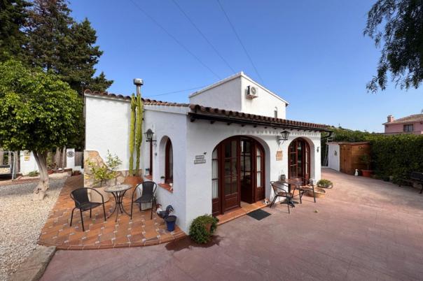 2 bed finca in Benitachell