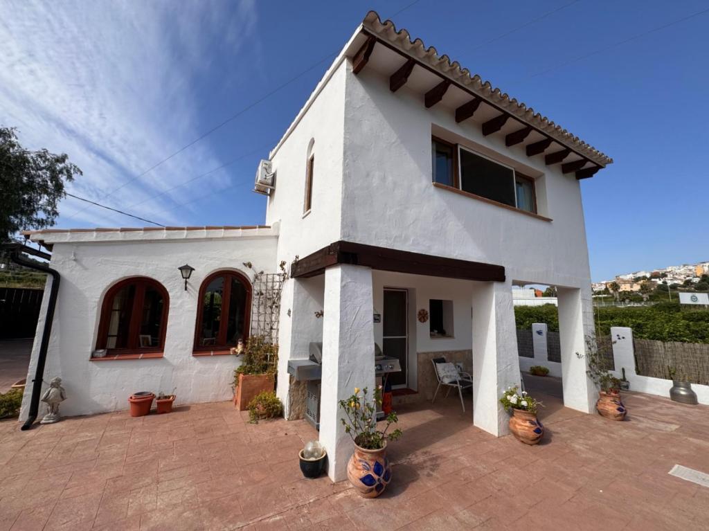 2 bed finca in Benitachell
