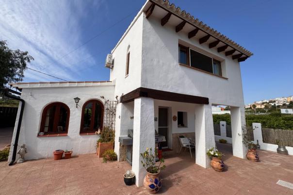 2 bed finca in Benitachell