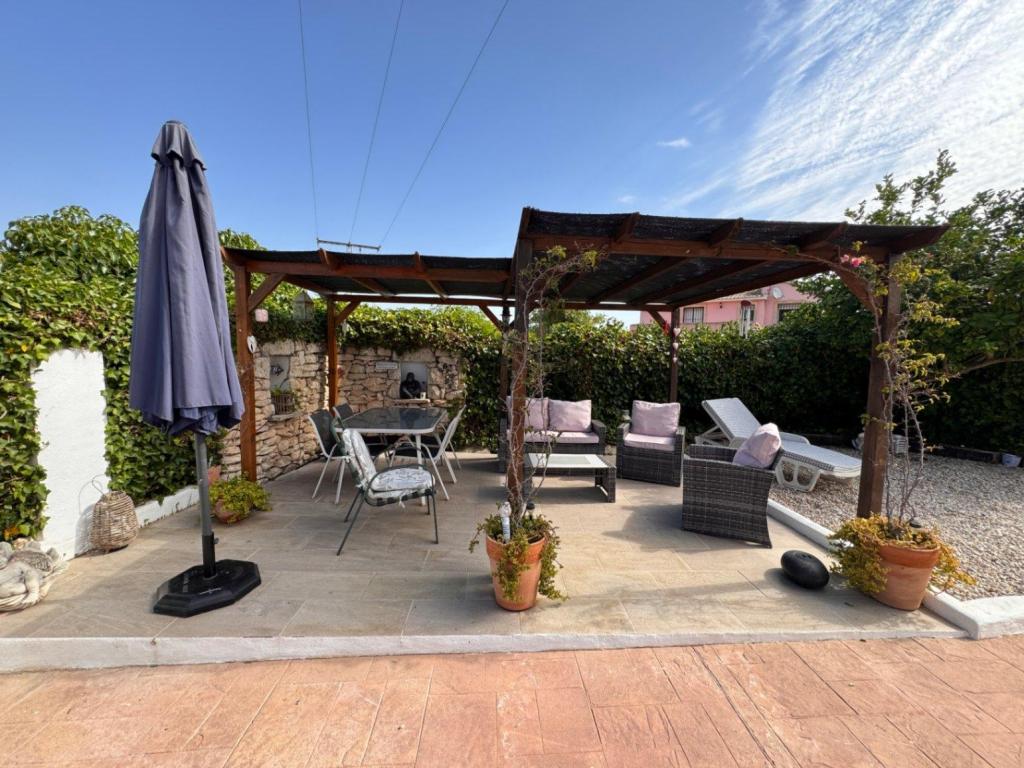 2 bed finca in Benitachell