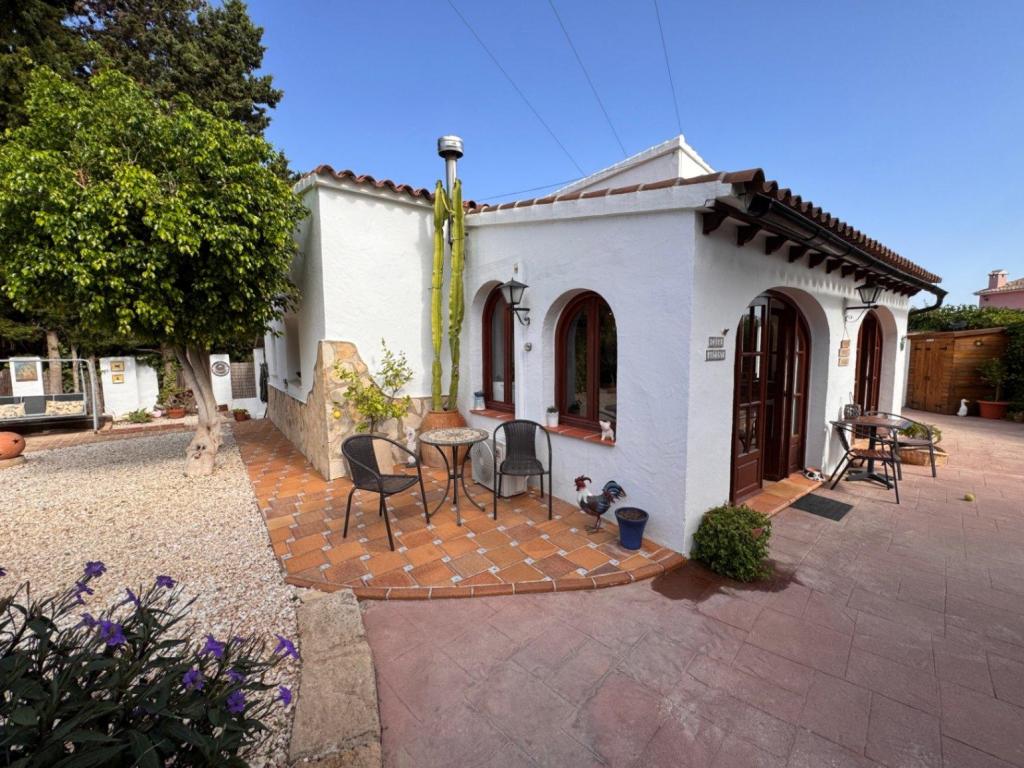 2 bed finca in Benitachell