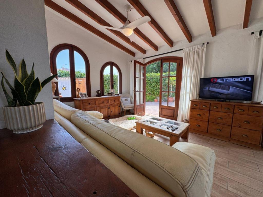 2 bed finca in Benitachell