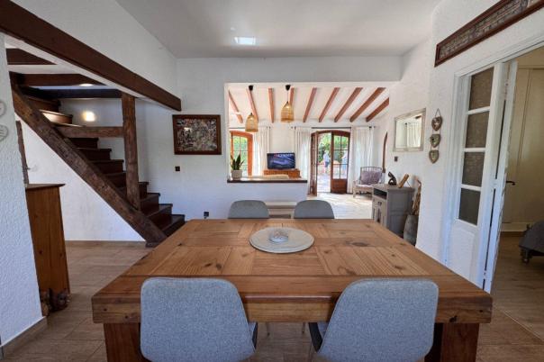 2 bed finca in Benitachell